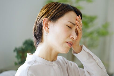 コンプレックスとなり、<br>ストレスの要因となる